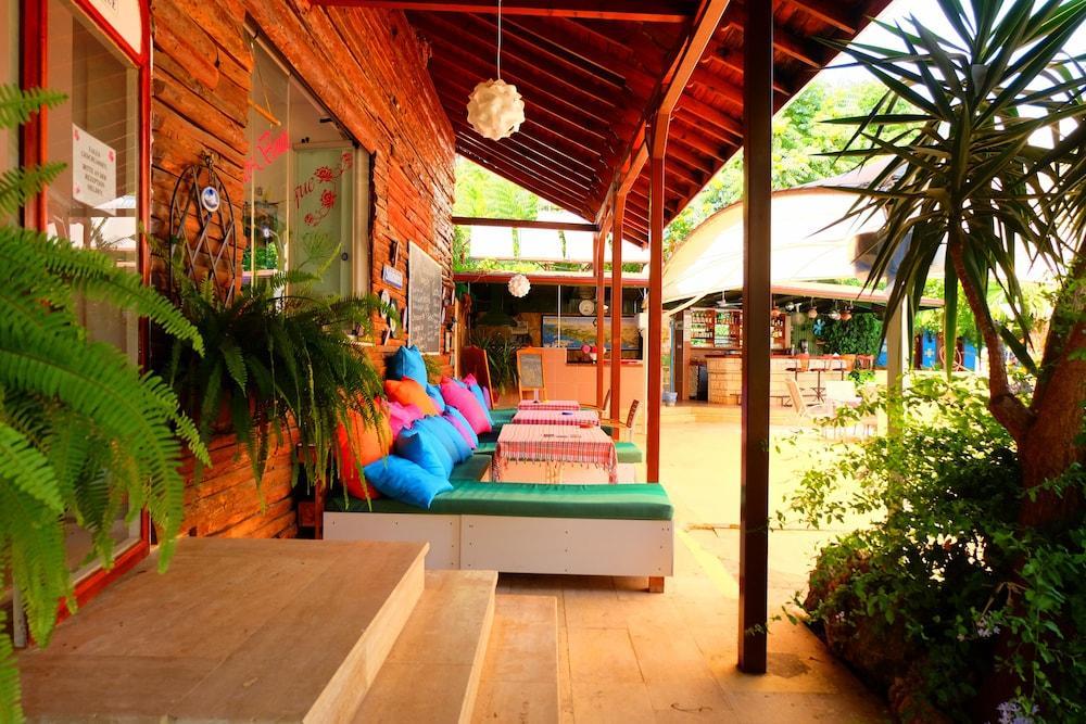 Erendiz Garden Hotel เกเมร์ ภายนอก รูปภาพ