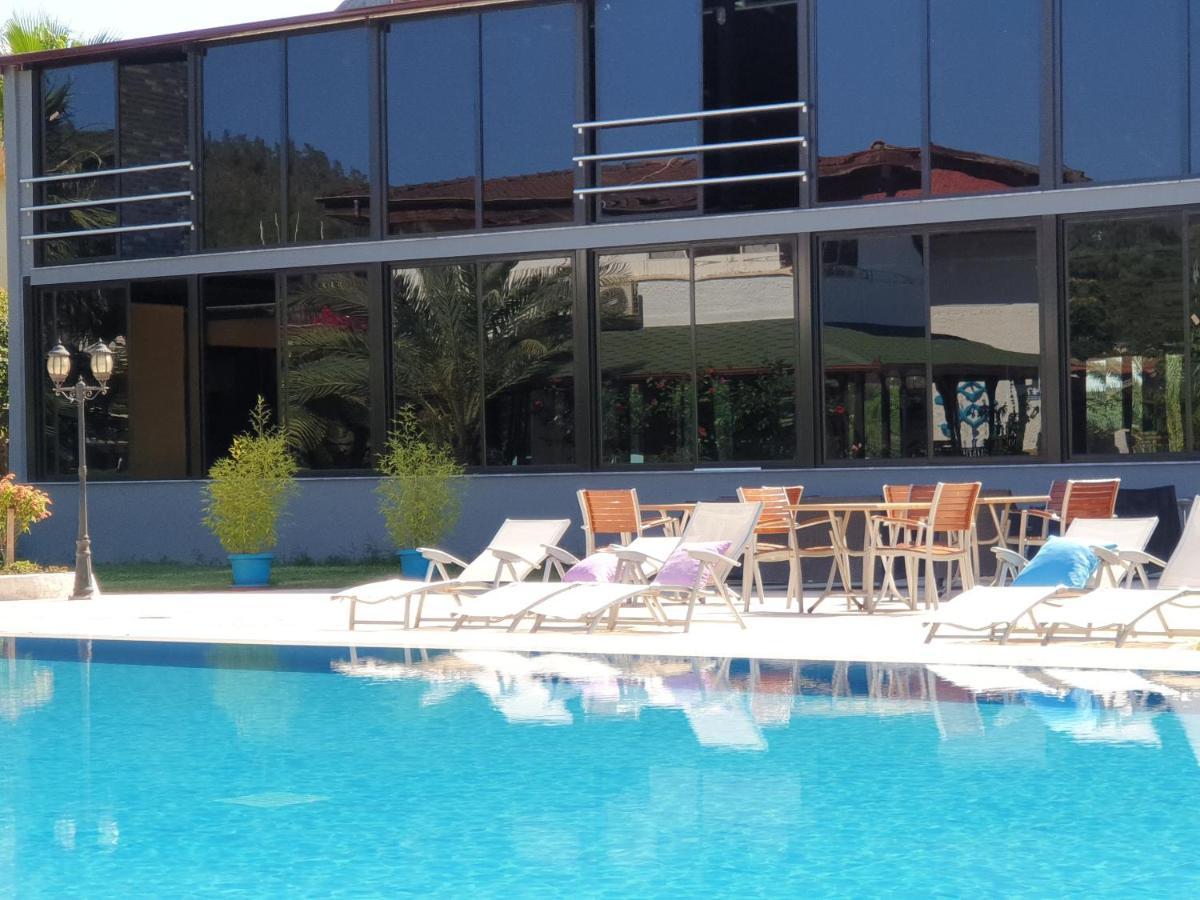 Erendiz Garden Hotel เกเมร์ ภายนอก รูปภาพ