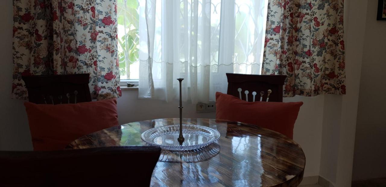 Erendiz Garden Hotel เกเมร์ ภายนอก รูปภาพ