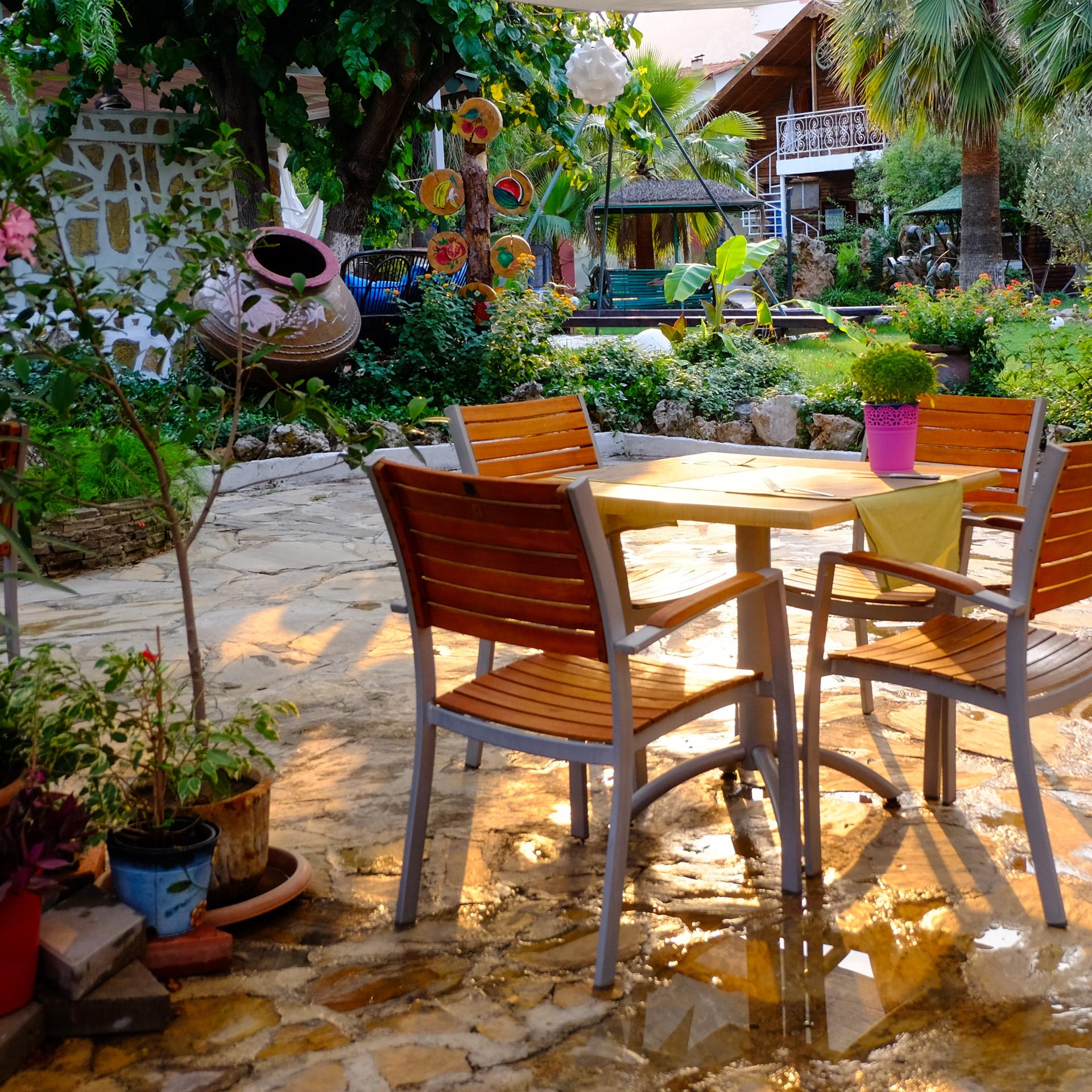 Erendiz Garden Hotel เกเมร์ ภายนอก รูปภาพ