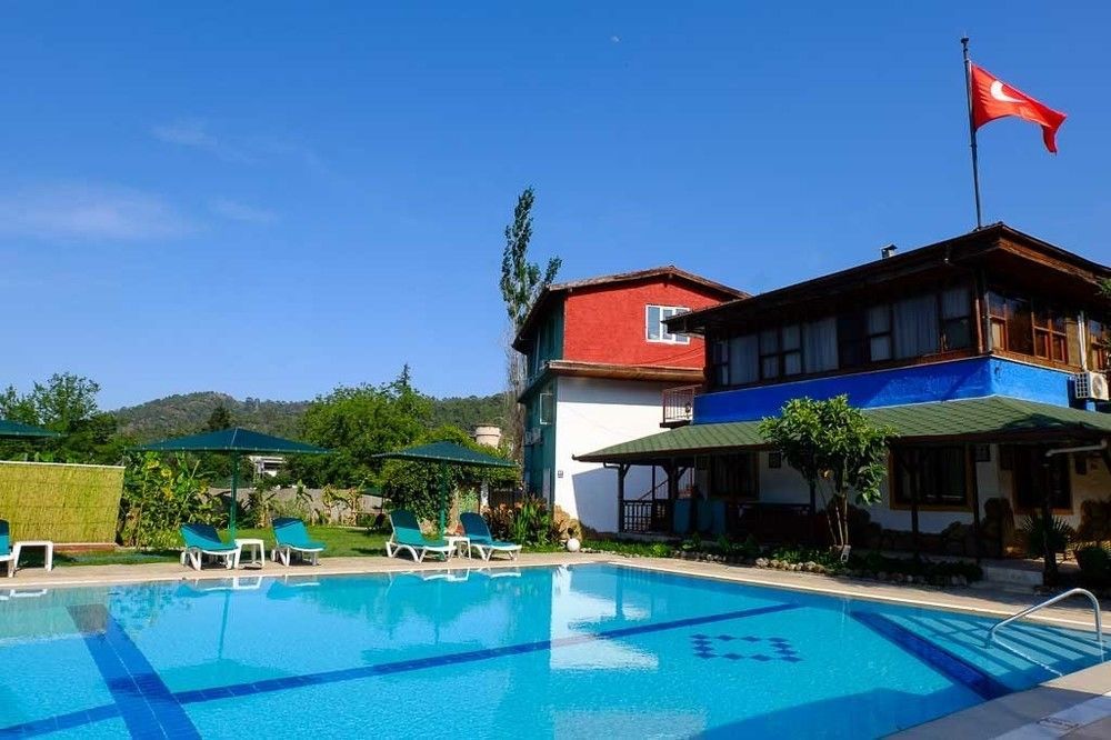 Erendiz Garden Hotel เกเมร์ ภายนอก รูปภาพ